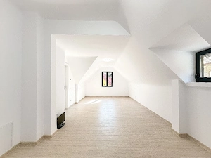 Vilă 6 camere complet renovata Sinaia central 279.000 euro pret valabil pana la 15 mai - imagine 9