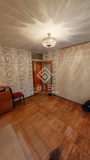 Apartament 4 camere etaj 2 - imagine 4