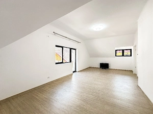 Vilă 6 camere complet renovata Sinaia central 279.000 euro pret valabil pana la 15 mai - imagine 10