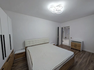 Apartament cu 3 camere, zona Metro - imagine 7