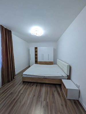 Apartament cu 3 camere, zona Metro - imagine 9