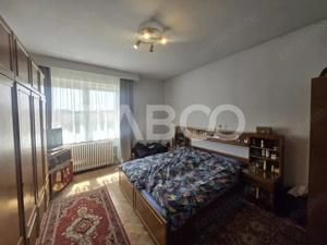 Apartament 5 camere de vanzare decomandat 182 mp zona Piata Cluj Sibiu - imagine 4