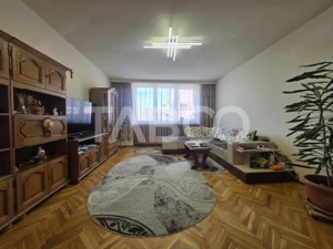 Apartament 5 camere de vanzare decomandat 182 mp zona Piata Cluj Sibiu - imagine 17