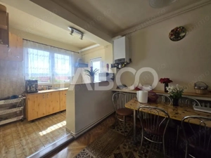 Apartament 5 camere de vanzare decomandat 182 mp zona Piata Cluj Sibiu - imagine 15