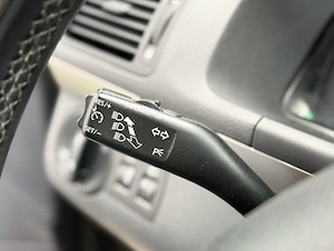 Volkswagen Touran 1.6 United - imagine 16