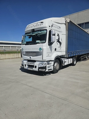 Renault Premium 2012