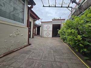 Casă zonă centrală | între Călărași și Școlilor | Teren 188 mp - imagine 2