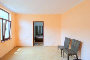 De vanzare casa cu 3 camere, zona Port, 65.000 euro - imagine 6