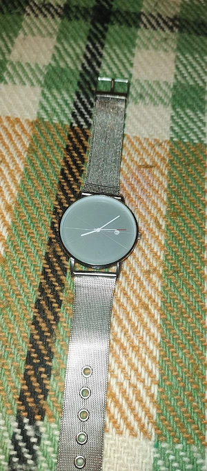 Vand ceasuri noi quartz  - imagine 4