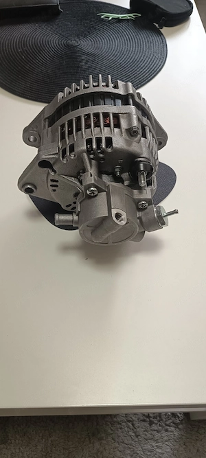 Alternator Opel Astra H 1.7 - imagine 2