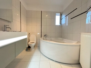 Casa de inchiriat in zona Bucovinei - imagine 21