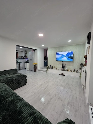 Vand casa in Vadu Pașii 