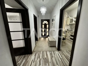 Apartament 2 camere pretabil spatiu comercial in Orasul de Jos - imagine 5