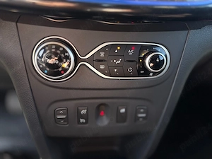 Dacia Sandero Stepway 1.5 dCi 95 CP Euro 6 2020 - imagine 12