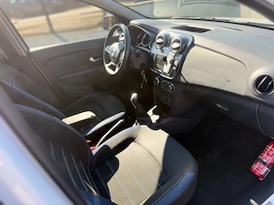 Dacia Sandero Stepway 1.5 dCi 95 CP Euro 6 2020 - imagine 14