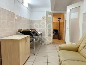 Spatiu comercial de vanzare ultracentral in zona Primariei Oradea - imagine 5