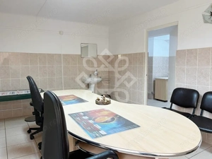Spatiu comercial de vanzare ultracentral in zona Primariei Oradea - imagine 4