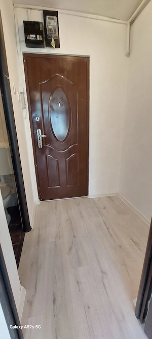 Garsoniera spatioasa Tractorul - imagine 9