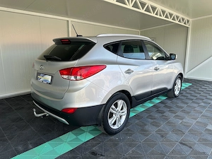 Hyundai iX-35 2.0 Diesel 136 CP An 2011 - imagine 3