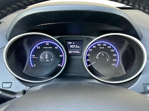 Hyundai iX-35 2.0 Diesel 136 CP An 2011 - imagine 8