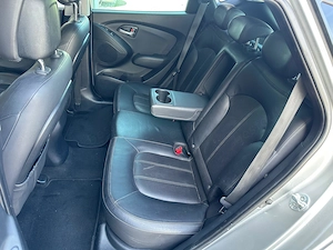 Hyundai iX-35 2.0 Diesel 136 CP An 2011 - imagine 6
