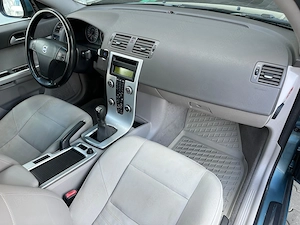 Volvo S40 2.0 Diesel 163 CP An 2010 - imagine 5