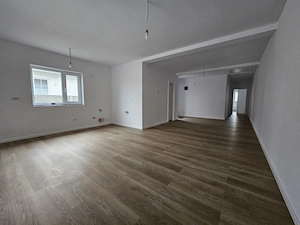 	Proprietar vând ap.cu 3 camere 2 băi în duplex nou, Mănăstirea Şag, "La doi paşi"  - imagine 3