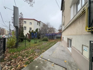 Spatiu comercial de la 75mp la 151mp, parcare, intersectie zona garii - imagine 14