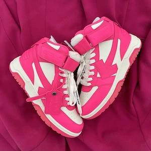 Off-White Out Of Office White Fuchsia Roz