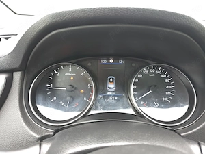 Vand Nissan QASHQAI 2019 - imagine 8