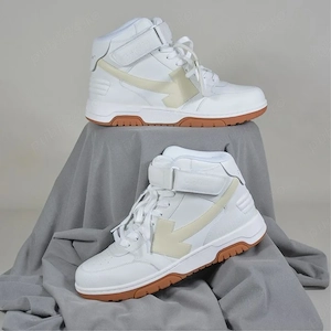 Off White Out Of Office Mid Sailgum Bej