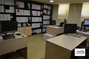 Spatiu pentru Birouri 2 Camere de Vanzare Zona Centrala - imagine 4