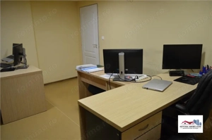 Spatiu pentru Birouri 2 Camere de Vanzare Zona Centrala - imagine 2