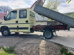 Iveco Daily basculabil pe cutie pe 3 parti - imagine 3
