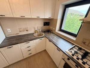 2 camere| Dumbravita| parcare inclusa| apartament superb| zona linistita| - imagine 12