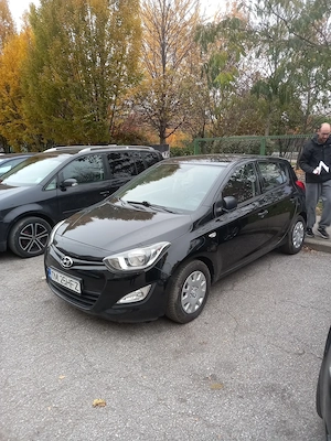 Vand hyundai i20  benzina 