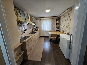 Proprietar vand Apartament cu 3 camere Zona Lipovei - imagine 3