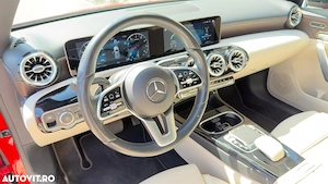 Mercedes-Benz A 200 tractiune fata cutie viteze automată   Compactă premium, sportivă și sigură! - imagine 5