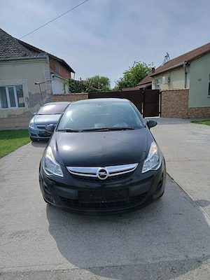 Opel corsa an 2014 benzina 1.2 motor 4 pistoane euro 5 - imagine 2