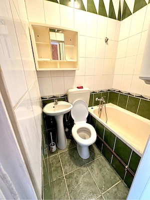 Inchiriez Garsoniera zona Soarelui   Sud Plaza   Proprietqr - imagine 4