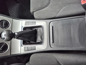 Vând passat b6 diesel  - imagine 5