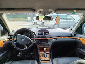 Vand Mercedes E Class w211 - imagine 5