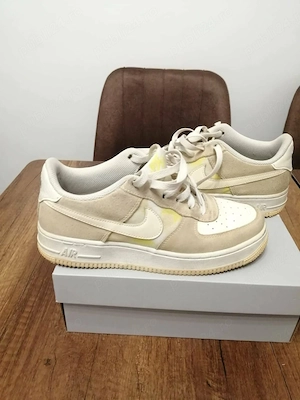 Nike Air Force nr 38 in stare foarte buna 