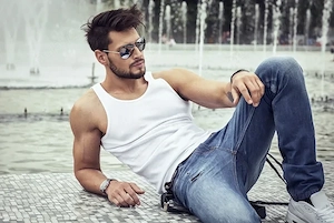 New !  Caut domnisoare, doamne sau chiar escorte