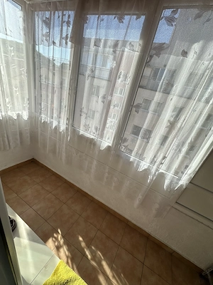 Închiriez apartament 2 camere cu parcare   - imagine 7