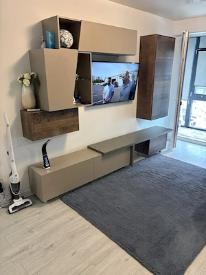 Apartament central,zona 0 Techirghiol 2 camere modern ,complet mobilat utilat ,2022 ,vedere lac! - imagine 5