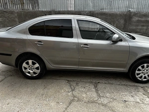 vand skoda octavia 2 - imagine 3