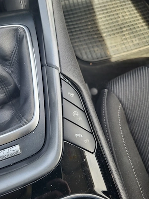 Ford mondeo Mk5 - imagine 9