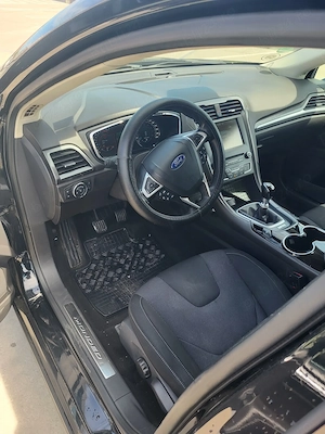 Ford mondeo Mk5 - imagine 6