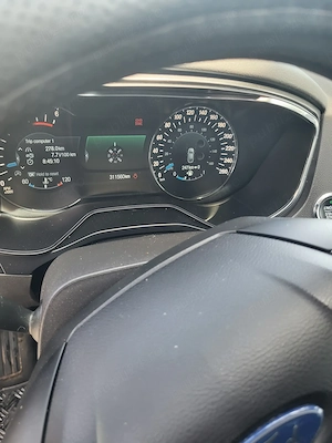 Ford mondeo Mk5 - imagine 7